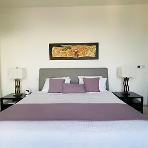 Beautiful With Amazing Sea Views Apartment