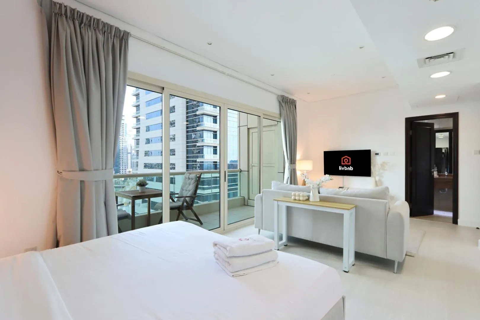 Livbnb Suites - Modern Studio In Dubai Marina